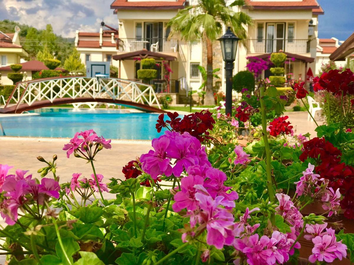 Lale Apartments Фетхие Экстерьер фото